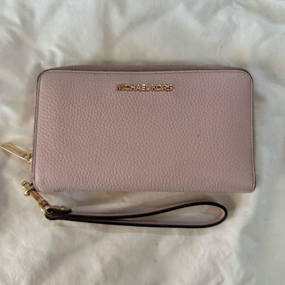 Michael Kors Cell Phone Wristlet